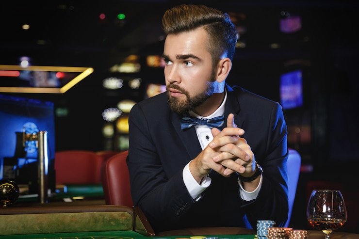 Pengguna mobile membaca Biliar Snooker auratoto